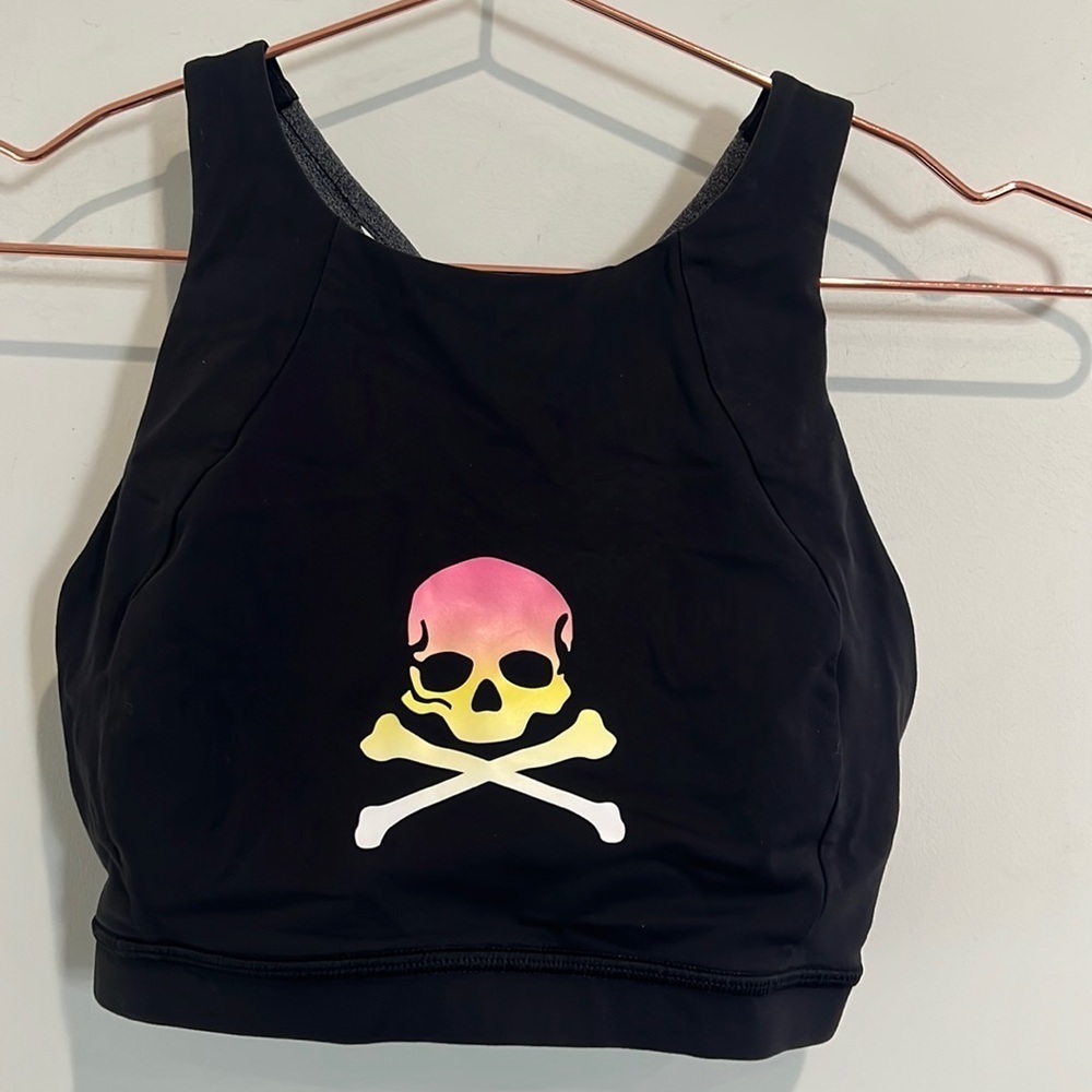 Lululemon SoulCycle, sports bra.